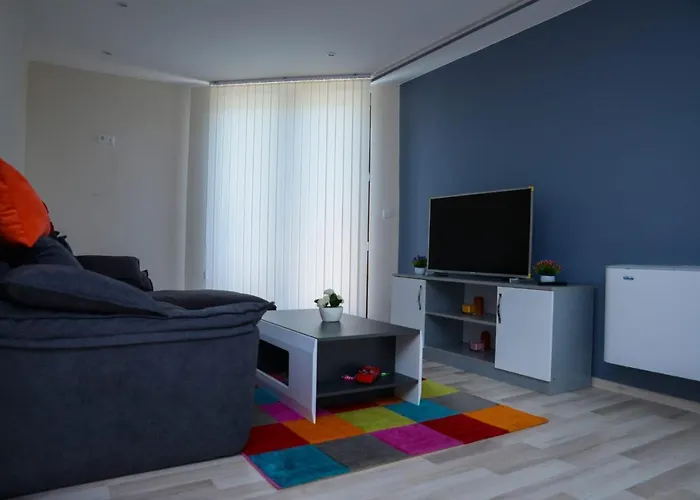 хаджиеви Дом отдыха *